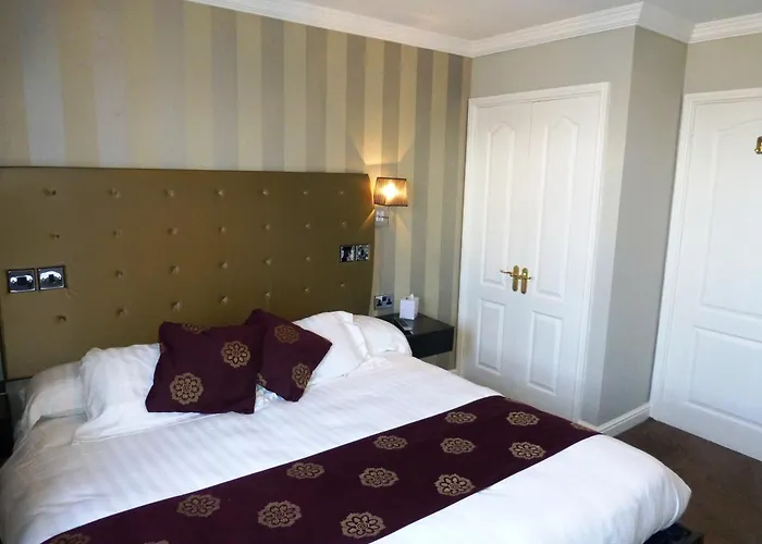 Cliff Hotel