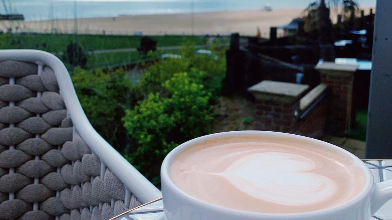 Cliff Hotel 3*